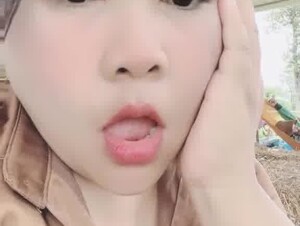 Thumb 7