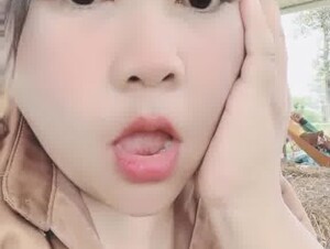 Thumb 8